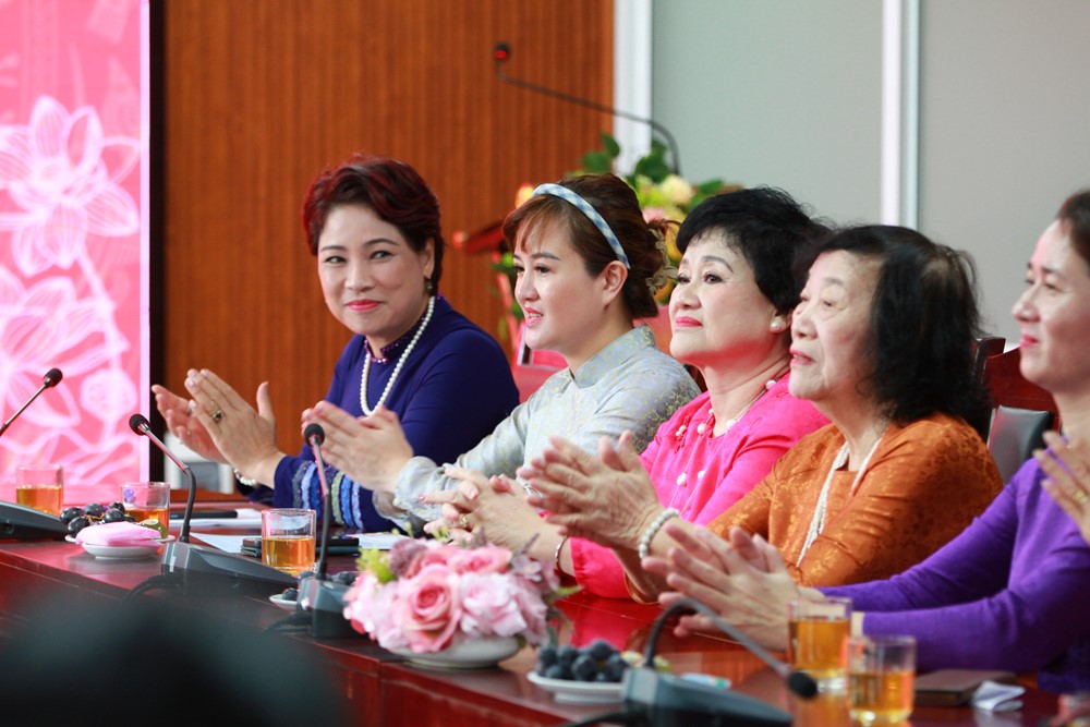 nghe nhan tong giam doc ngo thi tinh guong dien hinh tien tien phu nu thu do tu tin hoi nhap ket noi thanh cong nam 2025 img6199 hkgy