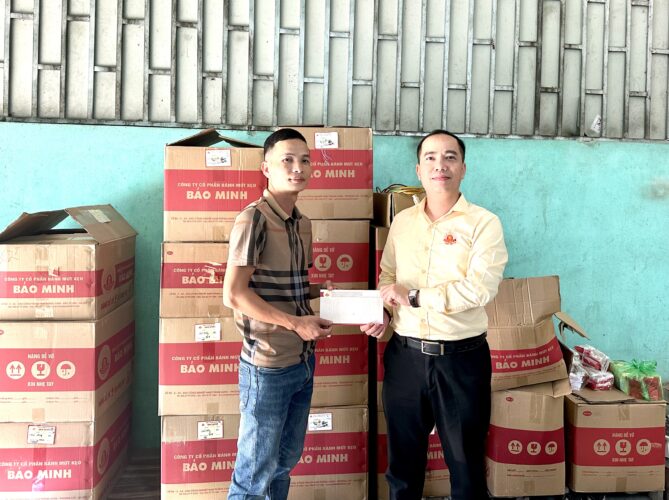 Bảo Minh đồng hành cùng các Nhà Phân Phối tại vùng ảnh hưởng do bão lũ 12 bao minh dong hanh cung cac nha phan phoi tai vung anh huong do bao lu nha phan phoi phong nga tuyen quang