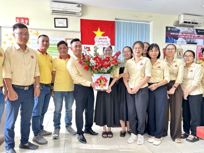 khoi kinh doanh tri an cac kpbbp sau vu mua trung thu va chuc mung 2010 photo 20 10 25 08 28 01
