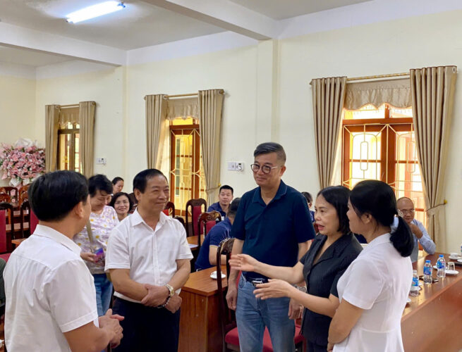 Bảo Minh chung tay cùng đồng bào vùng lũ - lan tỏa yêu thương sau cơn bão số 11 19 bao minh chung tay cung dong bao vung lu lan toa yeu thuong sau con bao so 11 z7190573698214 5379a679b28d312b8a1fff09f7cc4b5e