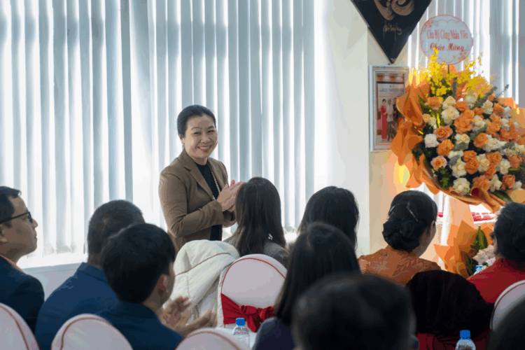 bao minh long trong to chuc le don nhan ky luc viet nam moi khang dinh vi the tien phong trong nganh banh mut keo truyen thong 17