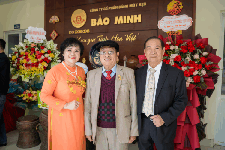 bao minh long trong to chuc le don nhan ky luc viet nam moi khang dinh vi the tien phong trong nganh banh mut keo truyen thong 4