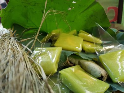 banh-com-hang-than