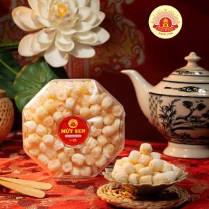 Mứt Sen trần hộp mica 200g/hộp giấy 300g