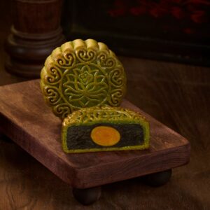 Bánh Trung Thu Nướng Trà Xanh Mè Đen