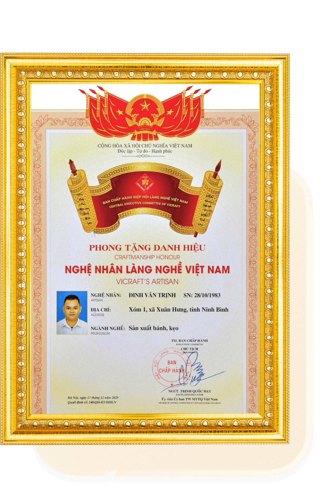 Nghệ nhân Đinh Văn Trịnh