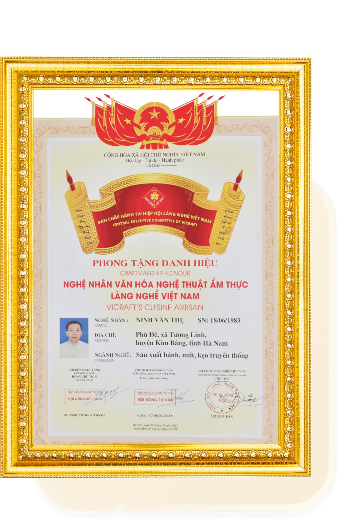 Nghệ nhân Ninh Văn Thụ